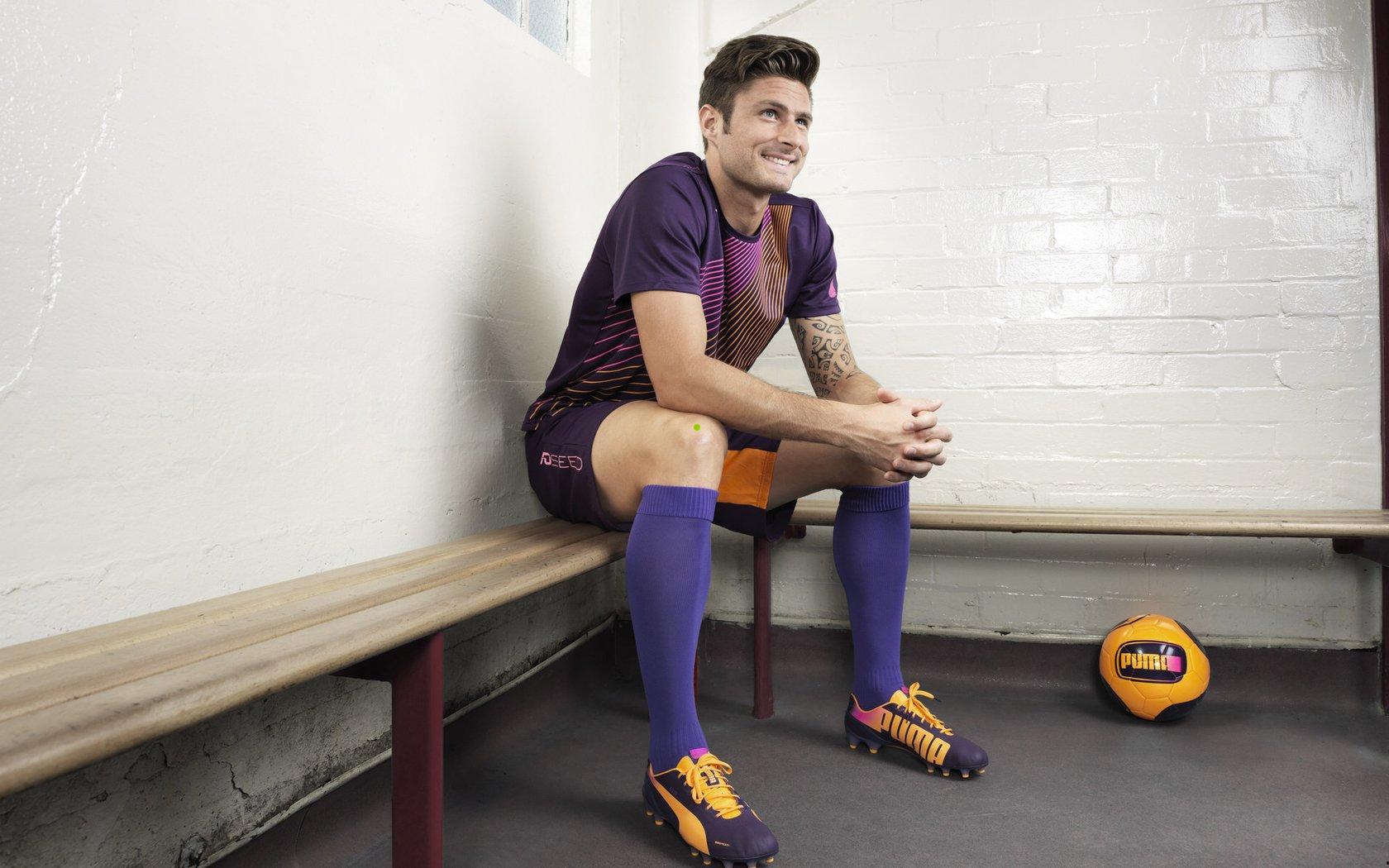 奥拉罗尤深情告白，生涯最艰辛冠军路，苏宁为中超点亮未来曙光