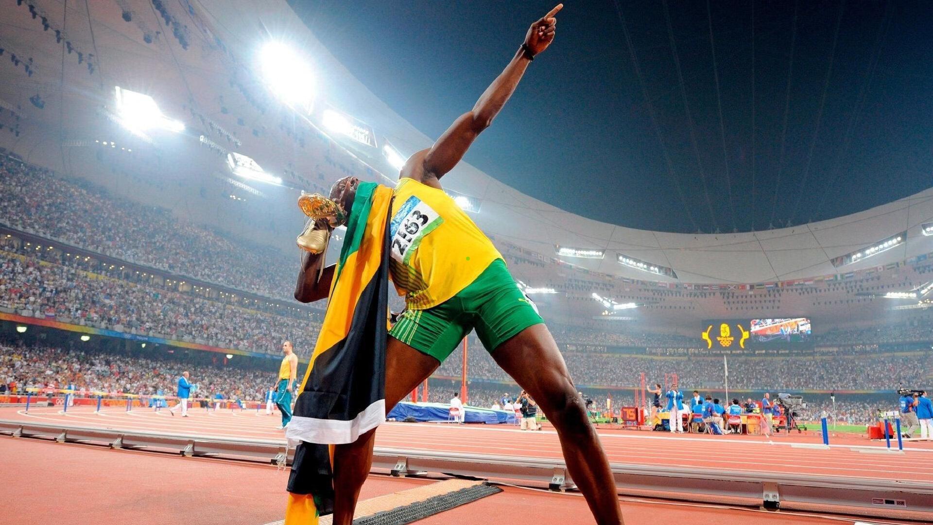 半场战报,阿贾克斯与加拉塔萨雷陷入僵局,进攻乏力互交白卷