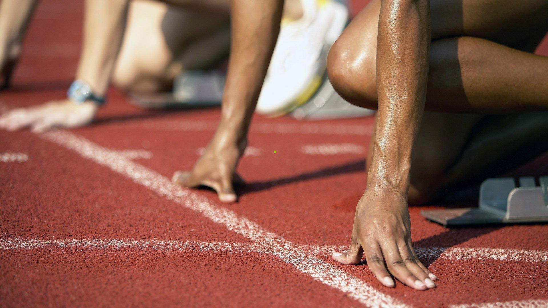 穆科科泪诉年龄争议背后的心灵挣扎,隐瞒真实感受的岁月